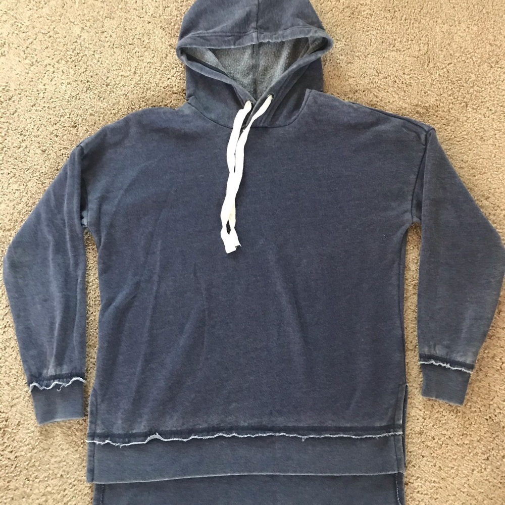 Hippie rose sweatshirt size x small like new - Picture 2 of 3
